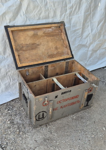 caja baul transporte militar madera 37.5x62x43 1u